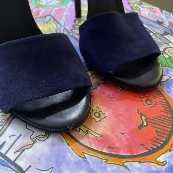 Vince Suede Heels - Picture 3 of 6